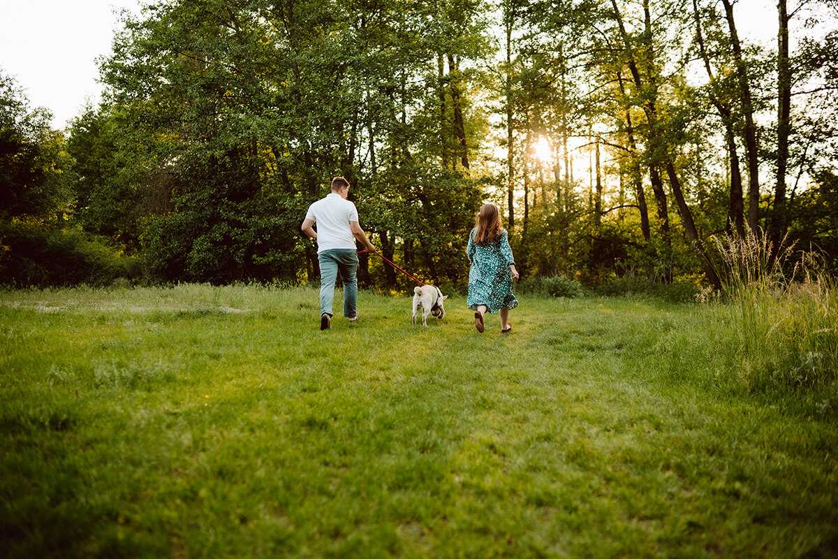 sesja narzeczenska zachód słońca