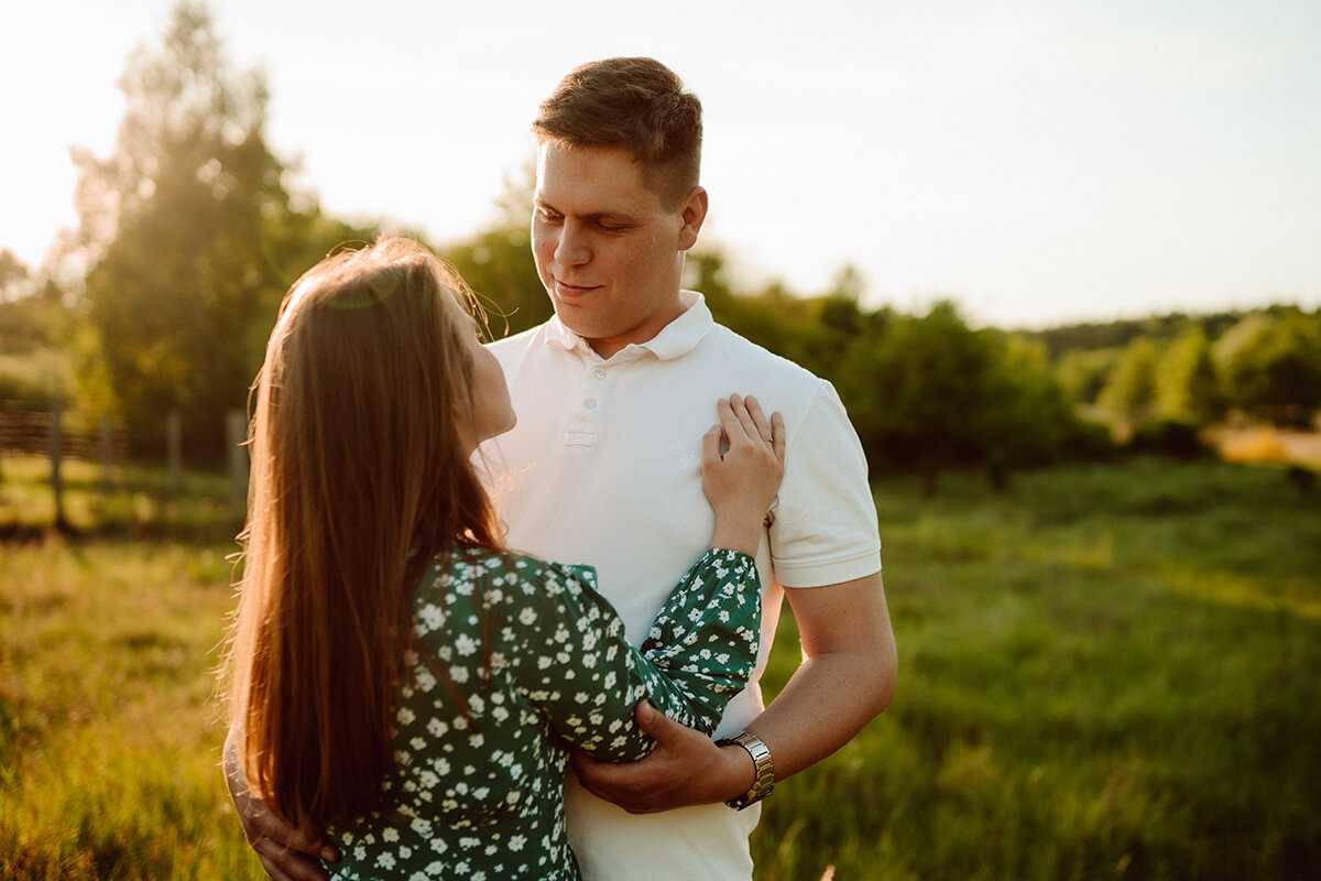 sesja narzeczenska romantycznie